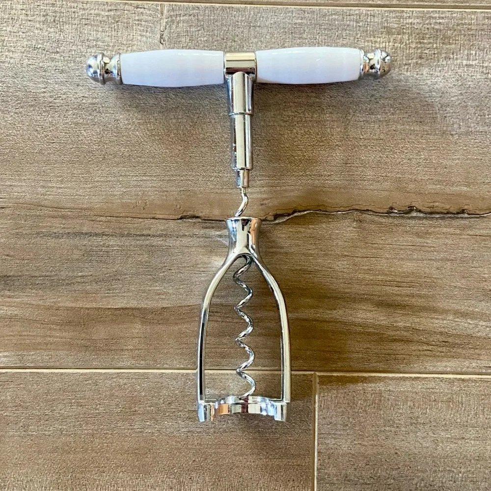 White Swirl Corkscrew